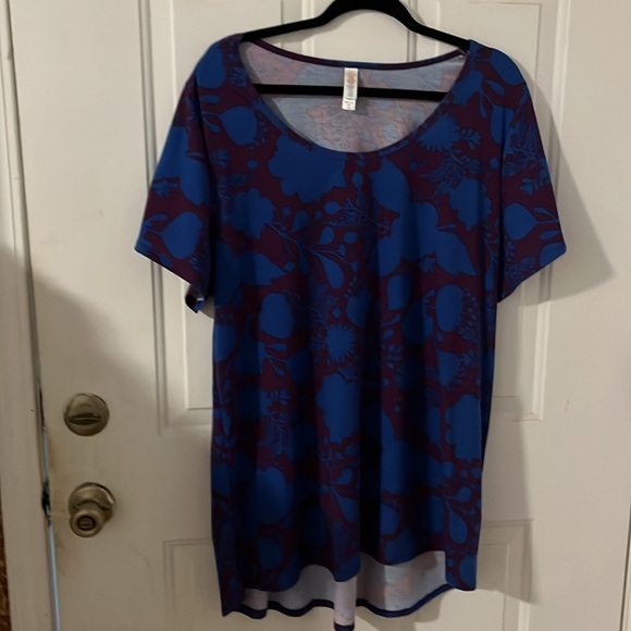 Lula Roe Tops - Picture 7 of 16